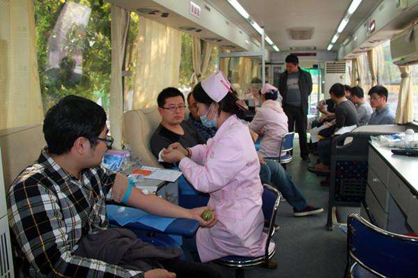 竞争恶劣，献血车价格也不能成为抢夺市场的主要因素