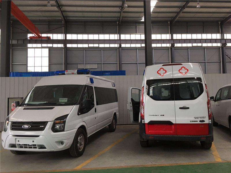 广州救护车厂家跟你聊聊为什么无人避让救护车？01